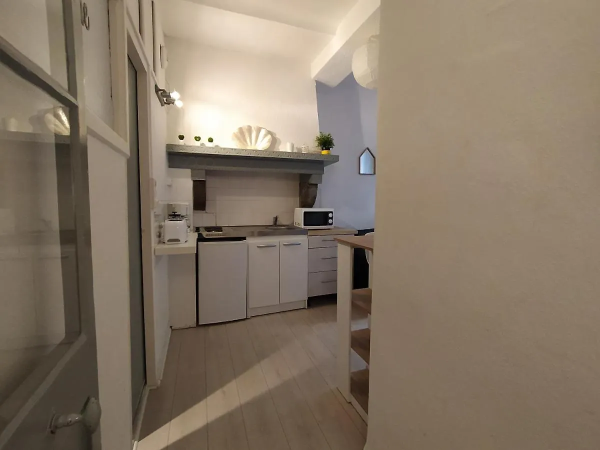 Baiona Sainte Cath -1-Bat- Apartment France